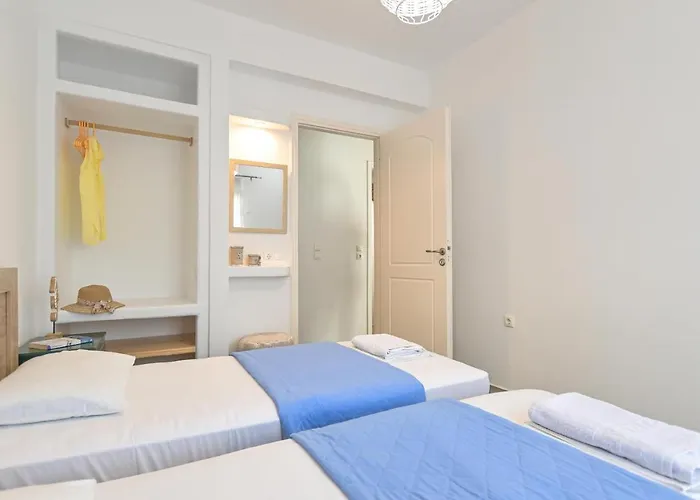 Ocean Blue Αγιασσός