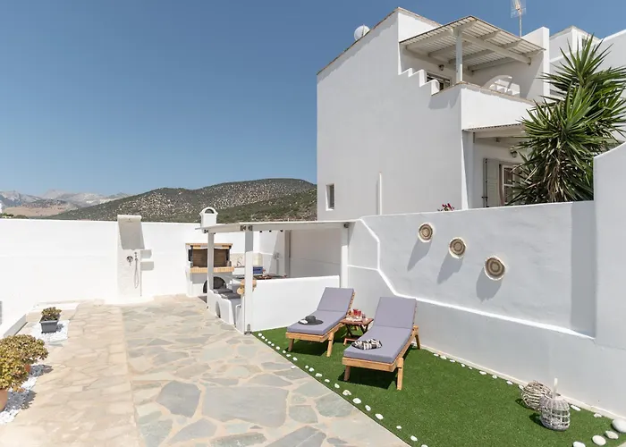 Ocean Blue Αγιασσός